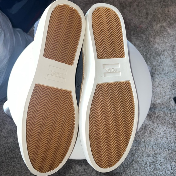 Toms Paxton shoes size 11 - Picture 3 of 6
